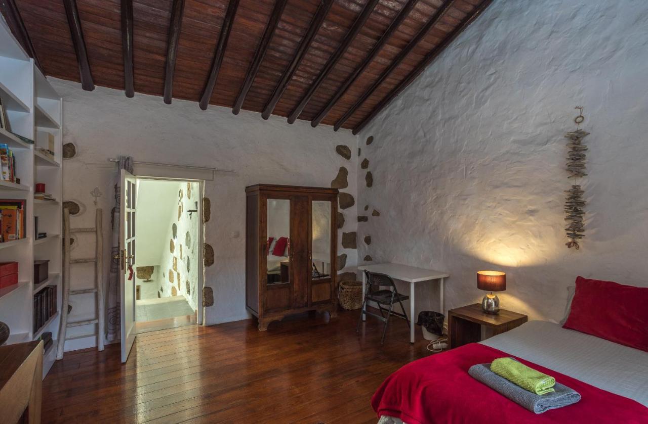 Villa Flatguest La Casona Roja Santa Brígida Esterno foto